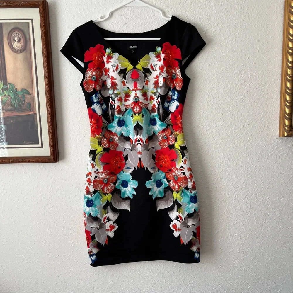black floral dress scuba material fitted stretchy lined sz 2 Melrose - Picture 1 of 9